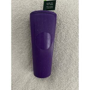 Starbucks Halloween Tumbler 2024. Pleated Purple Glow In The Dark 24‎ Oz.
